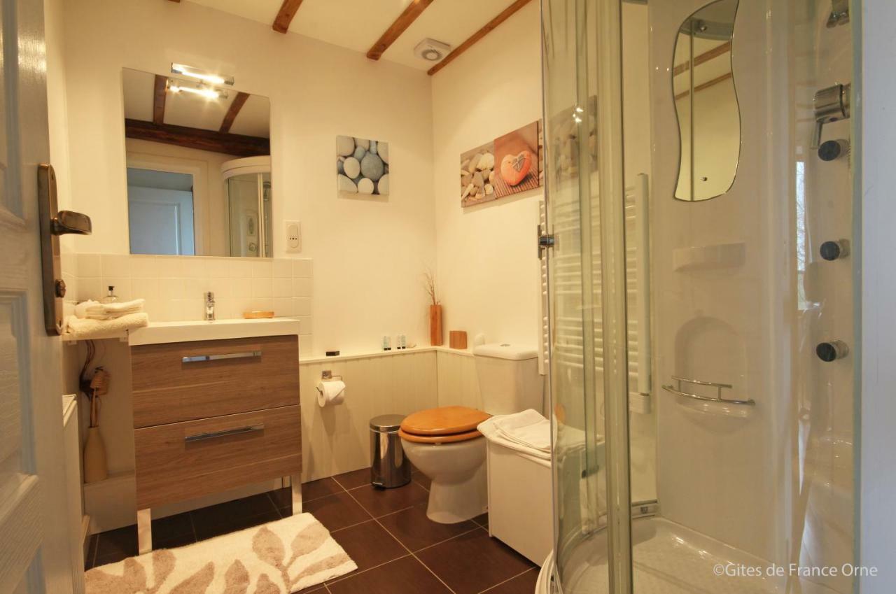 Le Rocher B&B Yvrandes Exterior photo
